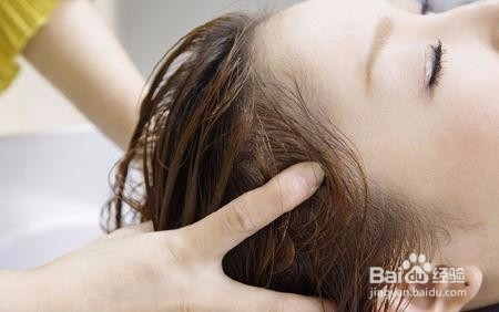 怎样让头发长得更快，科学方法与实用技巧