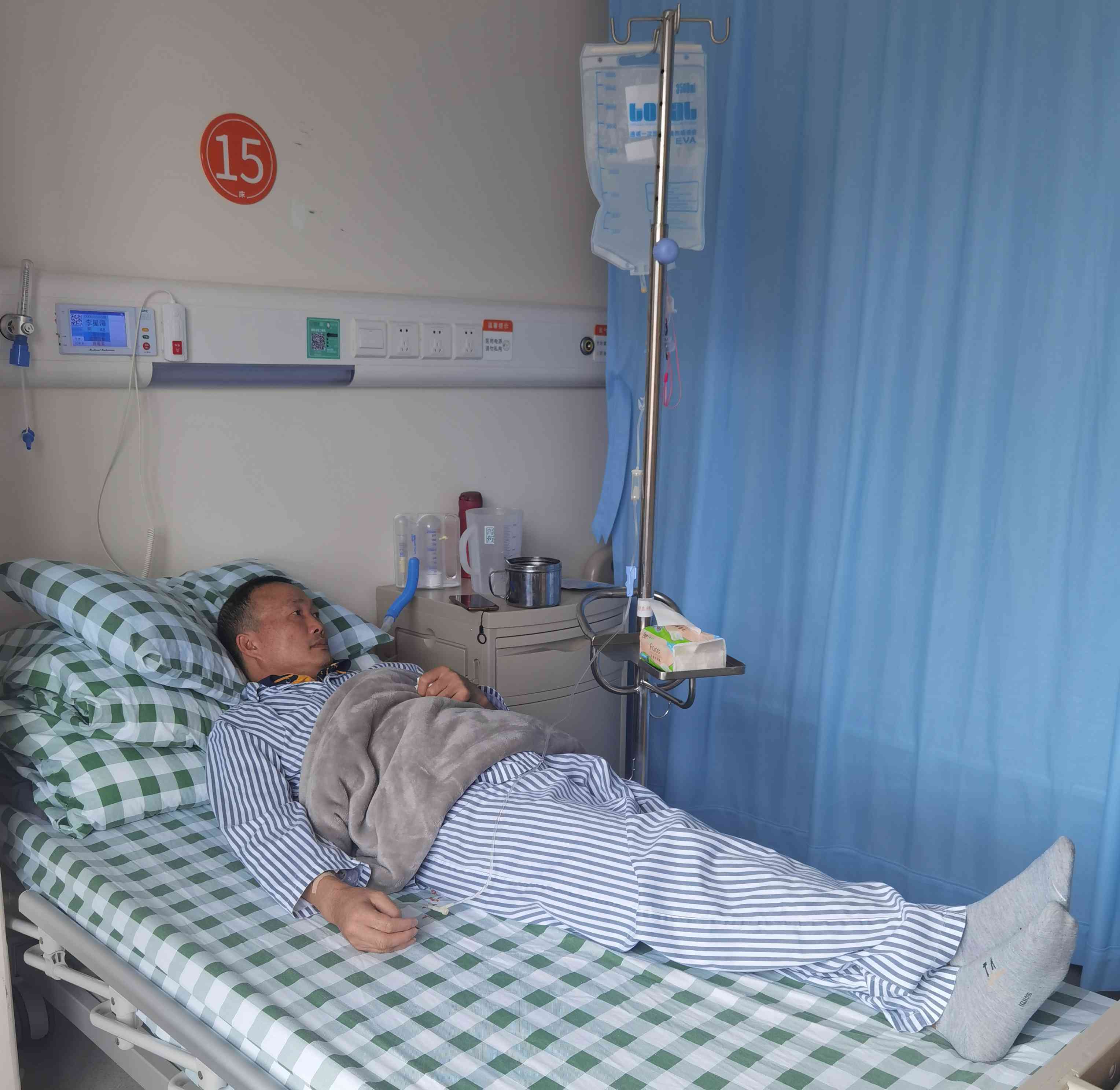 医院里的温暖角落，病床旁的点滴故事