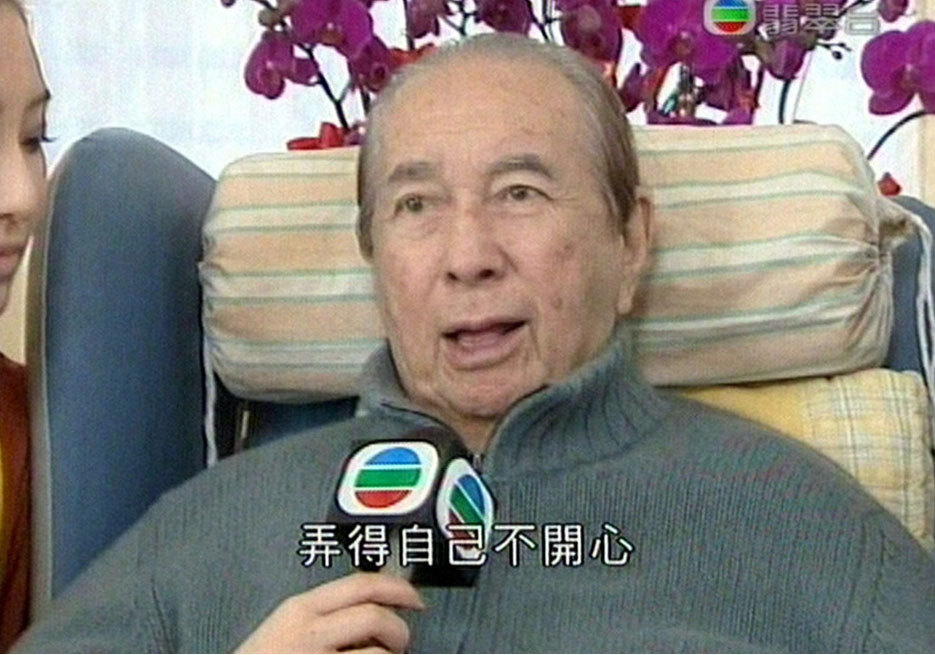 澳门六叔何鸿燊家族近期动态与影响，全解析及图片集锦