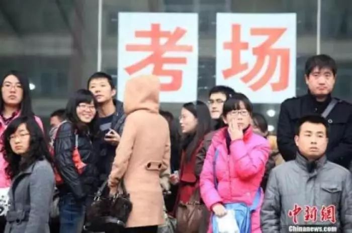 澳门六叔近期新闻视频全部播放网站下载，真相与风险并存