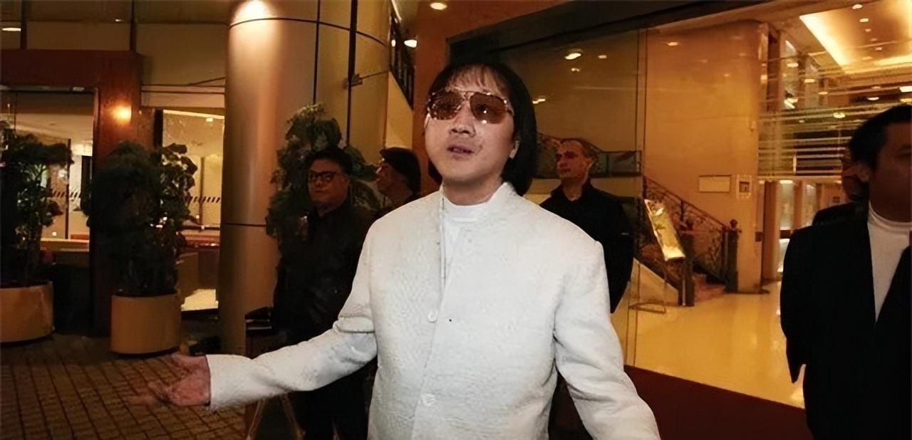澳门六哥老板的神秘面纱，揭秘与图片集锦
